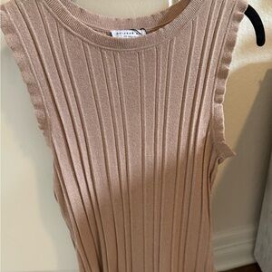 Current Air Ribbed Sleeveless Blouse in Taupe